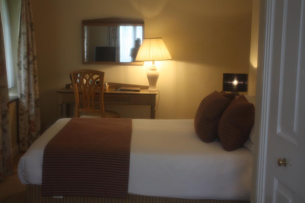 Ghyll Manor Country Hotel هورشام المظهر الخارجي الصورة