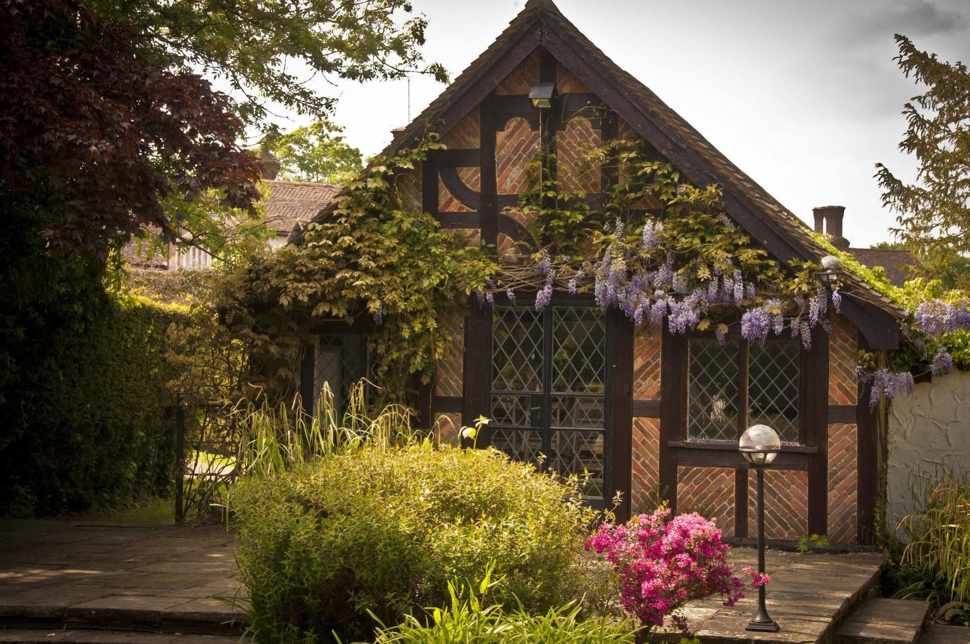 Ghyll Manor Country Hotel هورشام المظهر الخارجي الصورة