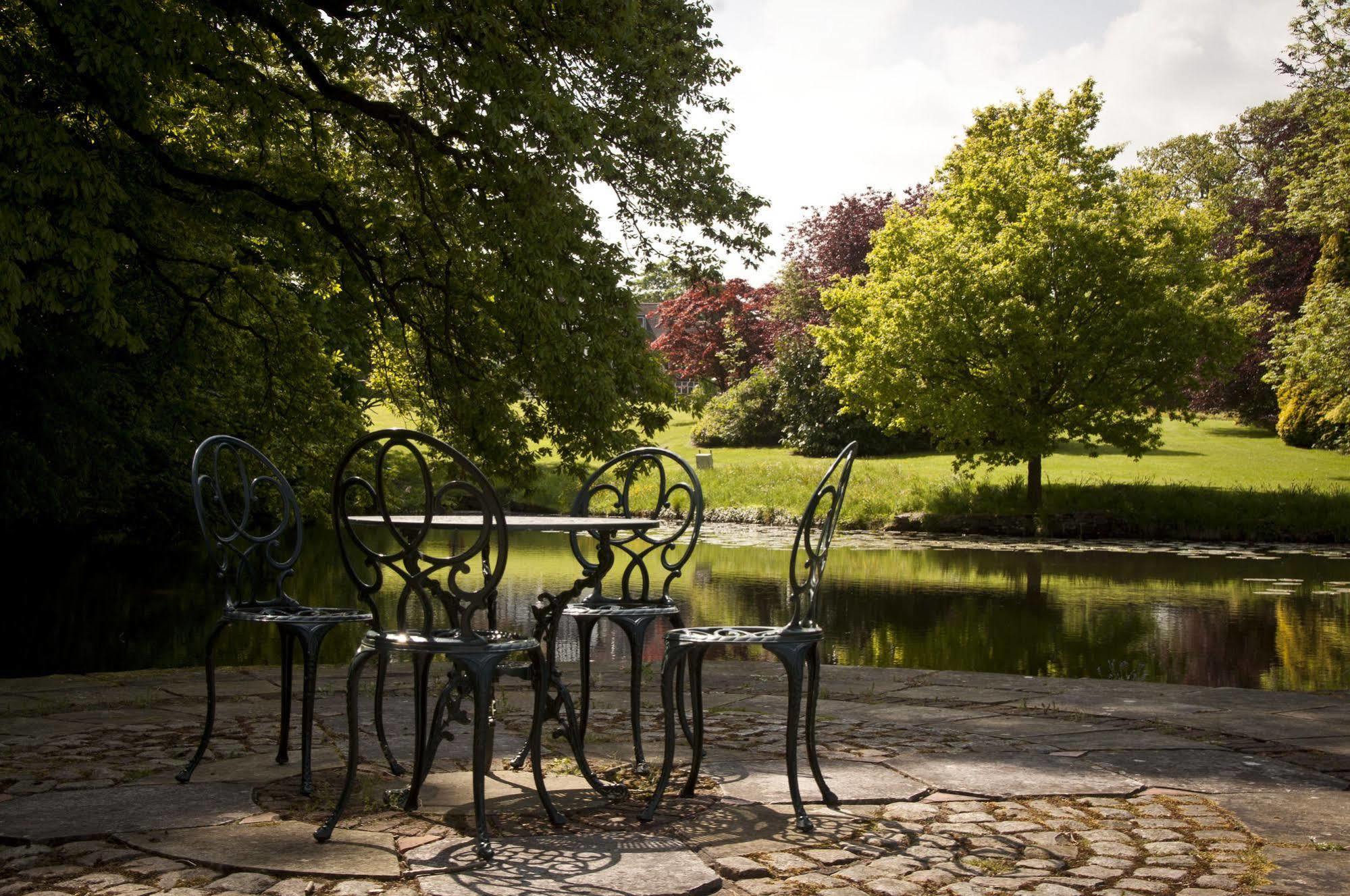 Ghyll Manor Country Hotel هورشام المظهر الخارجي الصورة